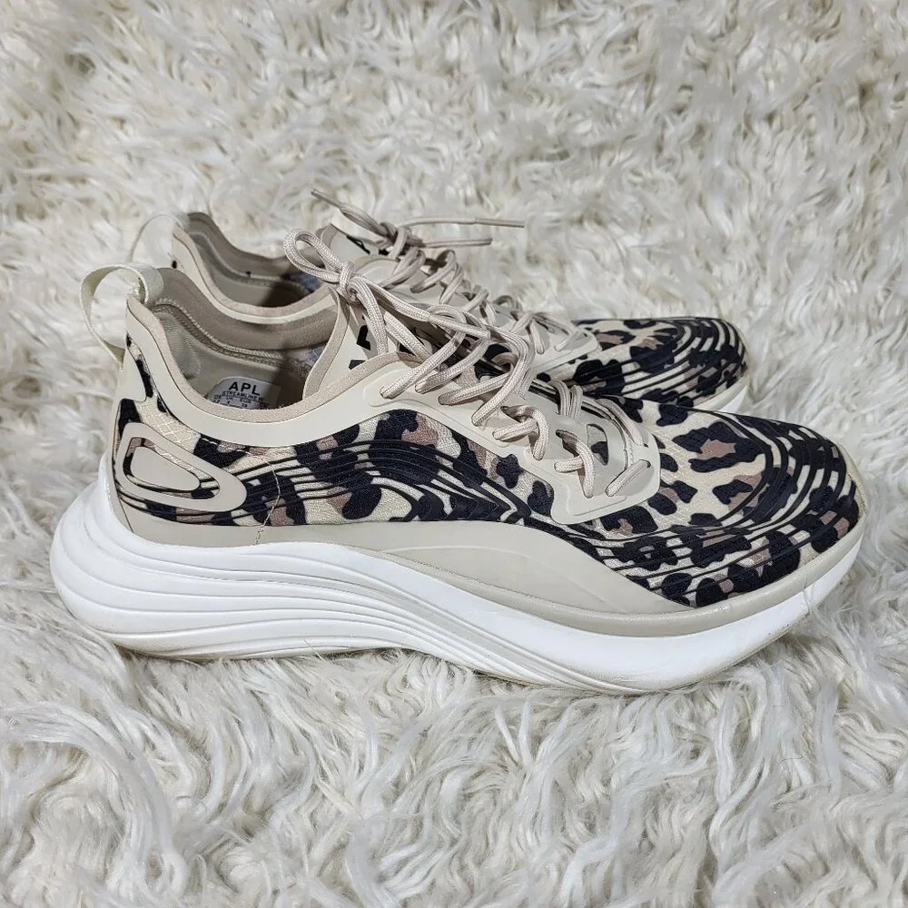 APL Advanced Propulsion Labs Streamline Animal Print Sneakers Womens 8.5